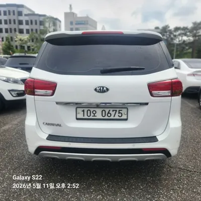 Kia Canival 2016, 153070 км, за 7361.57 USD