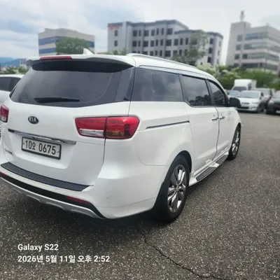 Kia Canival 2016, 153070 км, за 7361.57 USD