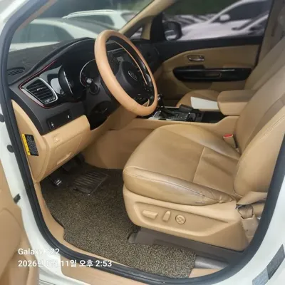 Kia Canival 2016, 153070 км, за 7351.03 USD - фото 10