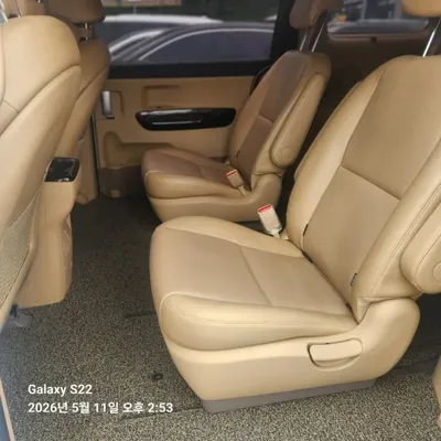 Kia Canival 2016, 153070 км, за 7351.03 USD - фото 12