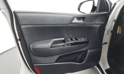 Kia Sportage 2018, 57457 км, за 10353.99 USD - фото 24