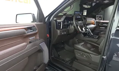 GMC Sierra 2024, 69775 км, за 40307.34 USD - фото 10