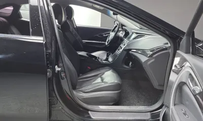 Hyundai Grandeur 2016, 71655 км, за 6251.22 USD - фото 11