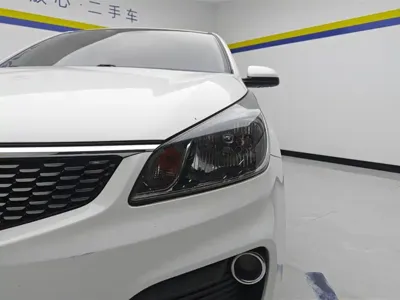 Kia K2