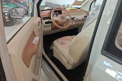Wuling Hongguang MINIEV 2024, 100 км, за 7511 USD - фото 18