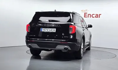 Ford Explorer 2023, 13405 км, за 25519.61 USD