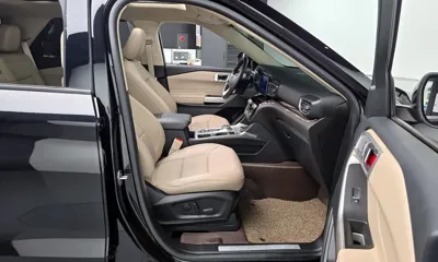 Ford Explorer 2023, 13405 км, за 25519.61 USD - фото 10
