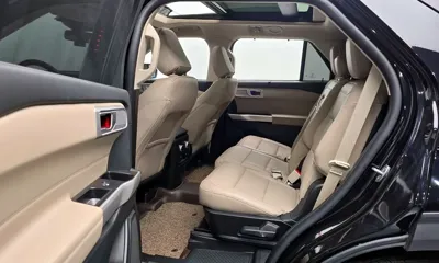 Ford Explorer 2023, 13405 км, за 25519.61 USD - фото 12