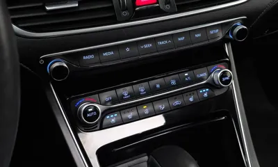 Hyundai Grandeur 2019, 107359 км, за 10174.61 USD - фото 18