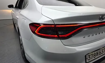 Hyundai Grandeur 2019, 107359 км, за 10174.61 USD - фото 23