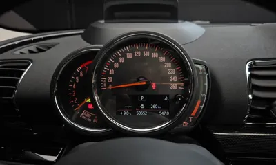 MINI Clubman 2019, 50552 км, за 10245.91 USD - фото 8