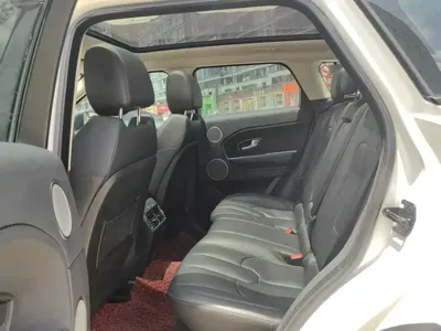 Land Rover Evoque 2016, 100000 км, за 8558.43 USD