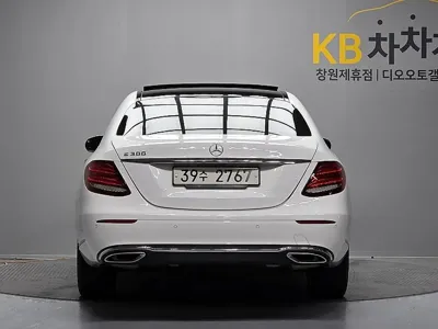 Mercedes-Benz E-Class 2017, 115446 км, за 14385.18 USD