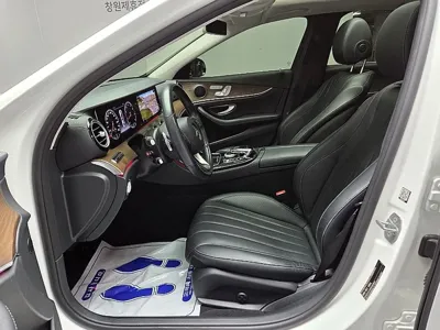 Mercedes-Benz E-Class 2017, 115446 км, за 14385.18 USD - фото 12