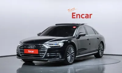 Audi A8 · 2021 год