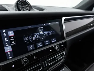Porsche Macan 2022, 15800 км, за 59849.13 USD - фото 19