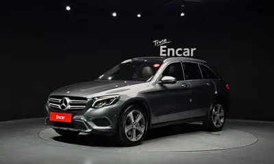 Mercedes-Benz GLC-Class · 2017 год
