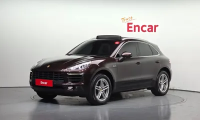 Porsche Macan · 2015 год