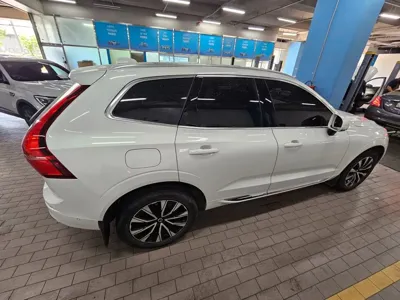 Volvo XC60 2024, 34099 км, за 32493.11 USD
