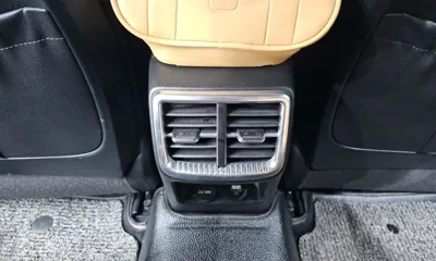 Kia K5 2022, 134177 км, за 12026.26 USD - фото 31