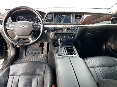 Hyundai Genesis 2015, 252788 км, за 3216.49 USD