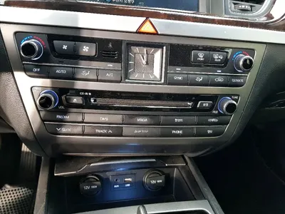 Hyundai Genesis 2015, 252788 км, за 3216.49 USD - фото 11