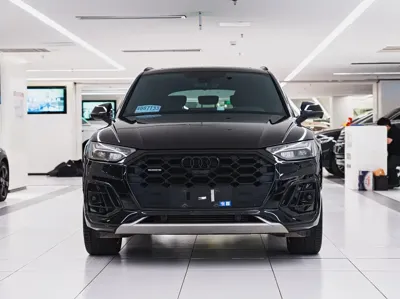 Audi Q5L 2024, 30000 км, за 31635.64 USD