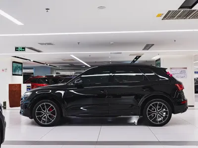 Audi Q5L 2024, 30000 км, за 31635.64 USD