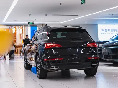 Audi Q5L 2024, 30000 км, за 31635.64 USD - фото 7