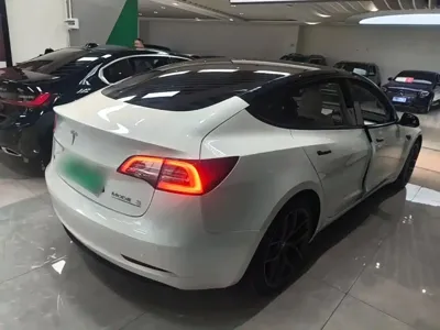Tesla Model 3 2022, 73800 км, за 25852.94 USD - фото 7