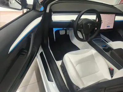 Tesla Model 3 2022, 73800 км, за 25852.94 USD - фото 16