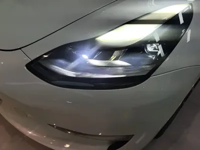 Tesla Model 3 2022, 73800 км, за 25852.94 USD - фото 24