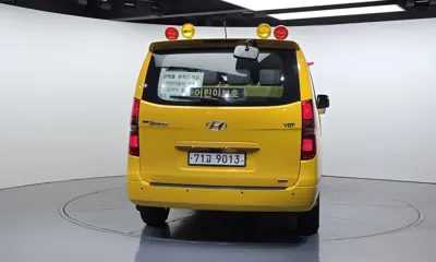 Hyundai Starex 2016, 93344 км, за 6892.48 USD