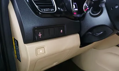 Kia Canival 2017, 82329 км, за 8526.98 USD - фото 16