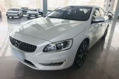 Volvo S60 · 2019 год