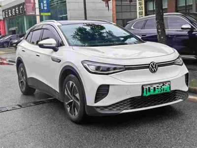 Volkswagen ID.4 Crozz 2024, 24000 км, за 14203.13 USD