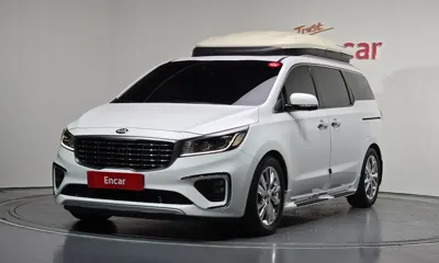 Kia Canival · 2019 год