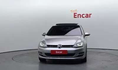 Volkswagen Golf 2015, 102941 км, за 6435.67 USD