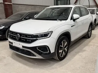 Volkswagen Tayron · 2023 год