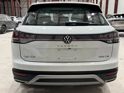 Volkswagen Tayron 2023, 76000 км, за 22924.81 USD - фото 6