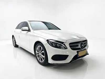Mercedes-Benz C-Class 2015, 147000 км, за 12580.69 USD