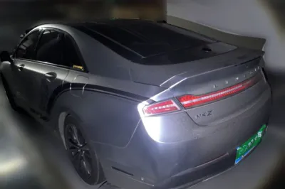 Lincoln MKZ 2017, 107200 км, за 7837 USD