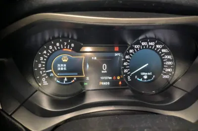Lincoln MKZ 2017, 107200 км, за 7837 USD - фото 11