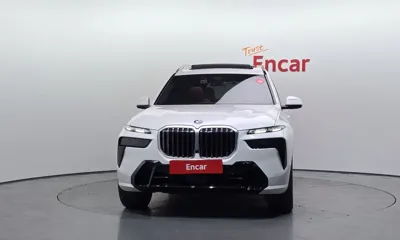 BMW X7 2025, 11098 км, за 83793.77 USD - фото 3