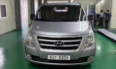 Hyundai Starex 2017, 206435 км, за 3973.94 USD