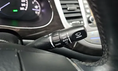 Hyundai Genesis 2012, 79916 км, за 4529.34 USD - фото 17