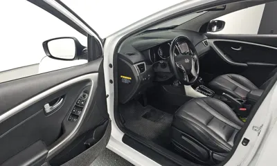 Hyundai i30 2015, 76540 км, за 5281.6 USD - фото 10