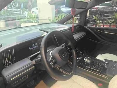 GAC Motor Trumpchi M8 2023, 100000 км, за 23248.52 USD