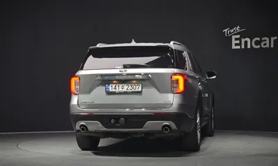 Ford Explorer 2020, 72307 км, за 16738.87 USD