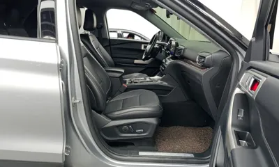 Ford Explorer 2020, 72307 км, за 16604.8 USD - фото 11